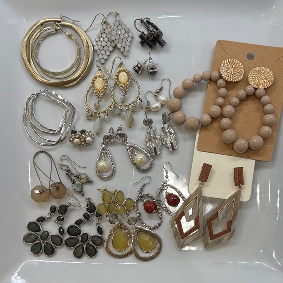 Jewelry - Elegant Silver and Gold Hoop Earrings Set - Lot of 18 pairs